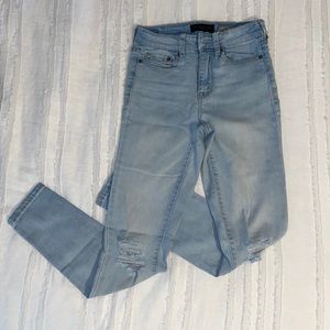 Aeropostale 00 light wash ripped jeans